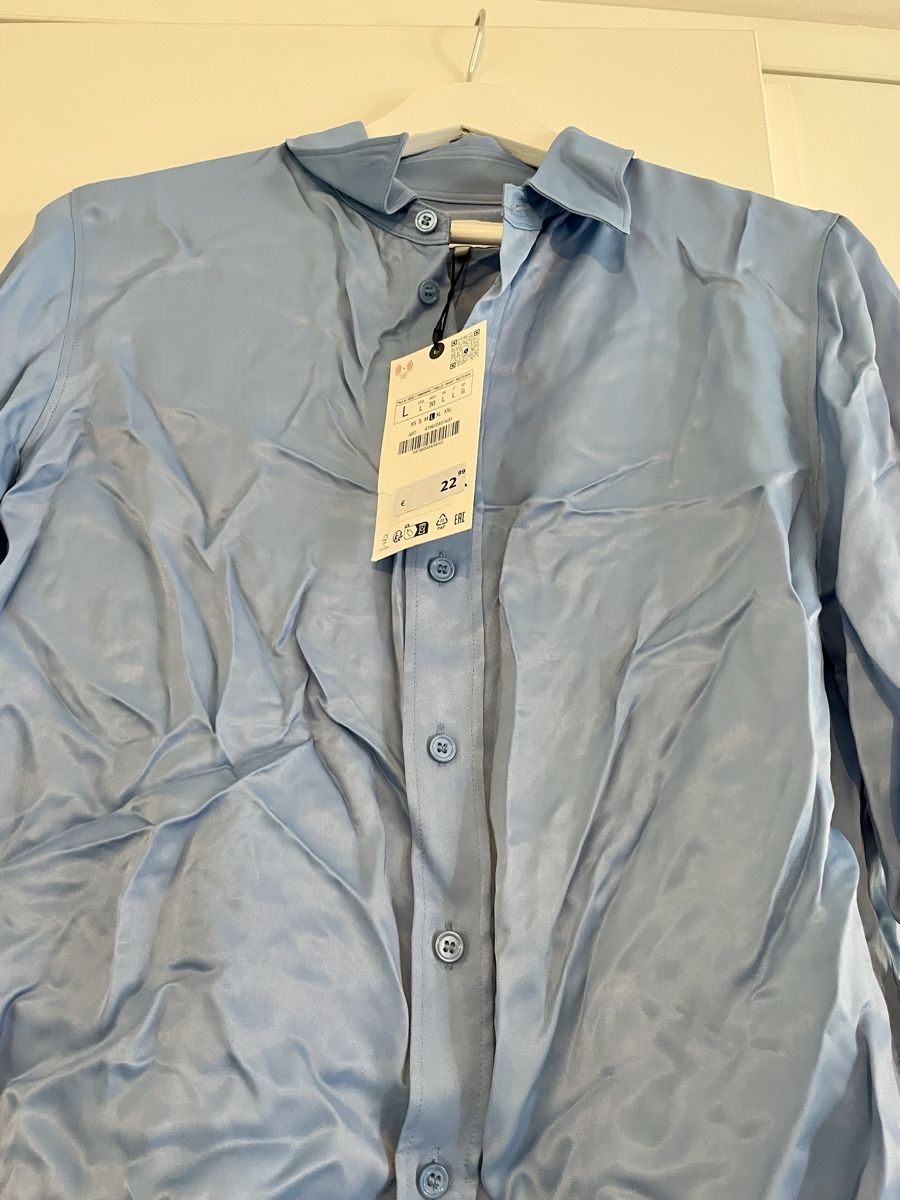 Zara Chemisiers: New Zara Satin Shirt – Neuf avec emballage d'origine à Roche VD par closetcleanse 3
