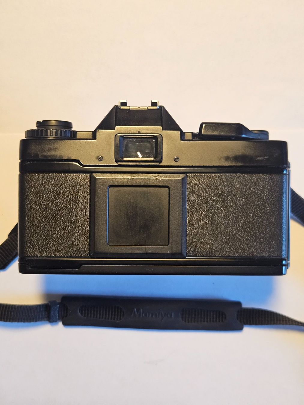 Mamiya Kamera: Mamiya ZM Quartz Spiegelreflexkamera mit Objektiv und Blitz – Gebraucht aus Zürich von Leimbi28 4