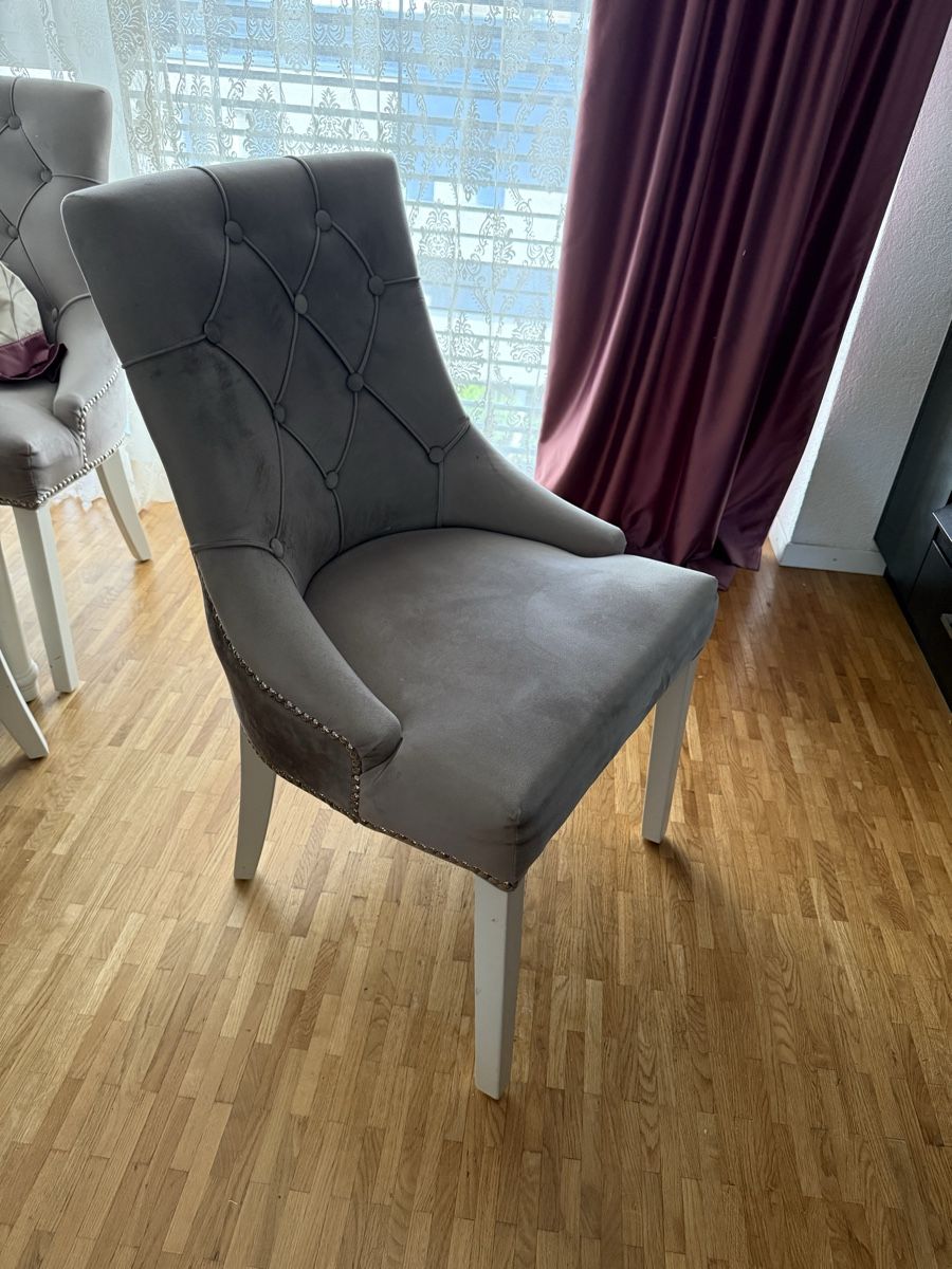 Tischset: 6 chaises + table mois massif  – Gebraucht aus Sierre von maeleris