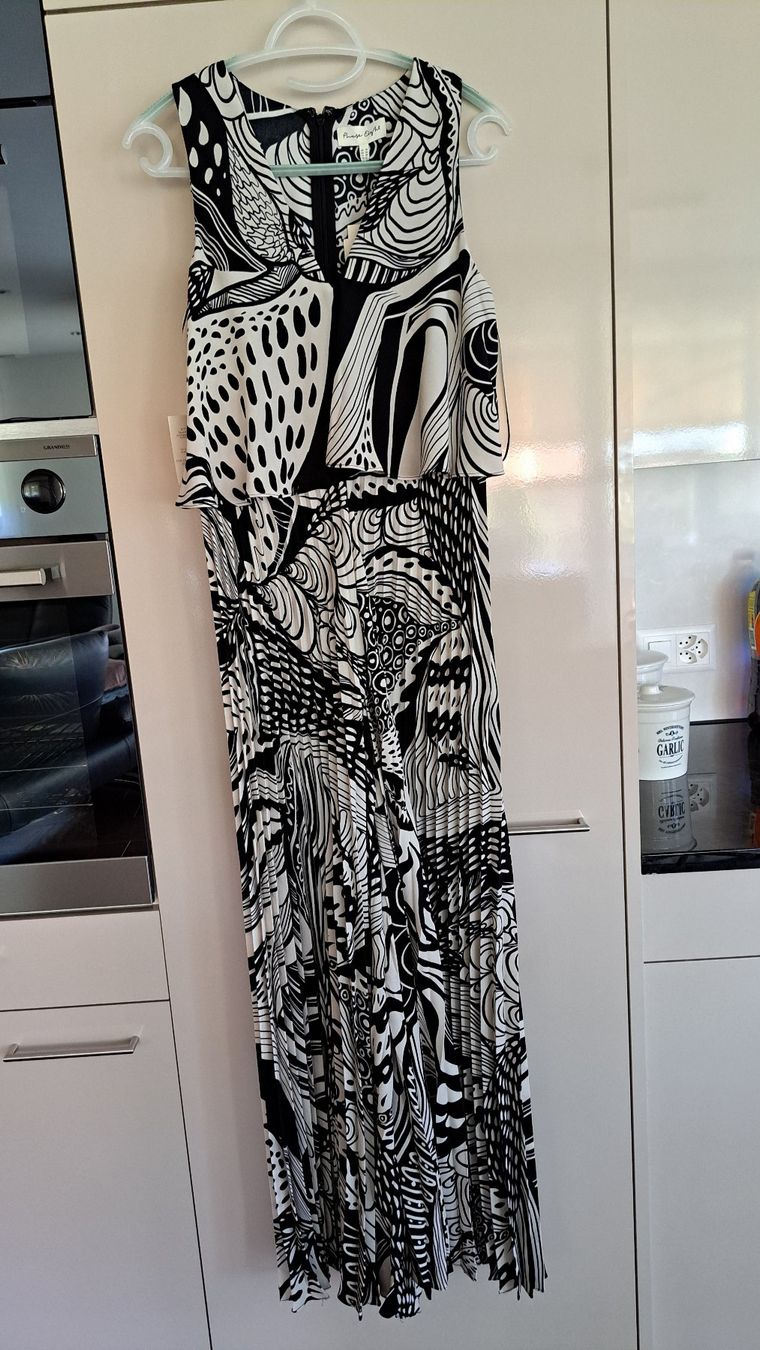 Phase Eight Tute: Jumpsuit Mit Plissees / Phase Eight – Nuovo e nell'imballaggio originale da Elgg venduto da Semmerli