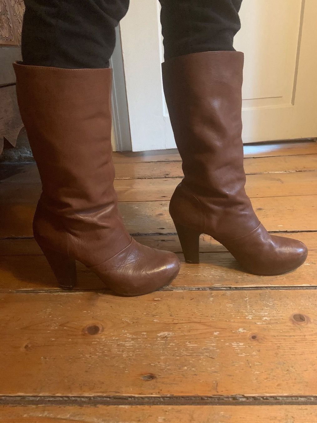 Scarpe da donna: Braune stiefel gr.39.5/40 – Usato da Dittingen venduto da Bellevista 2