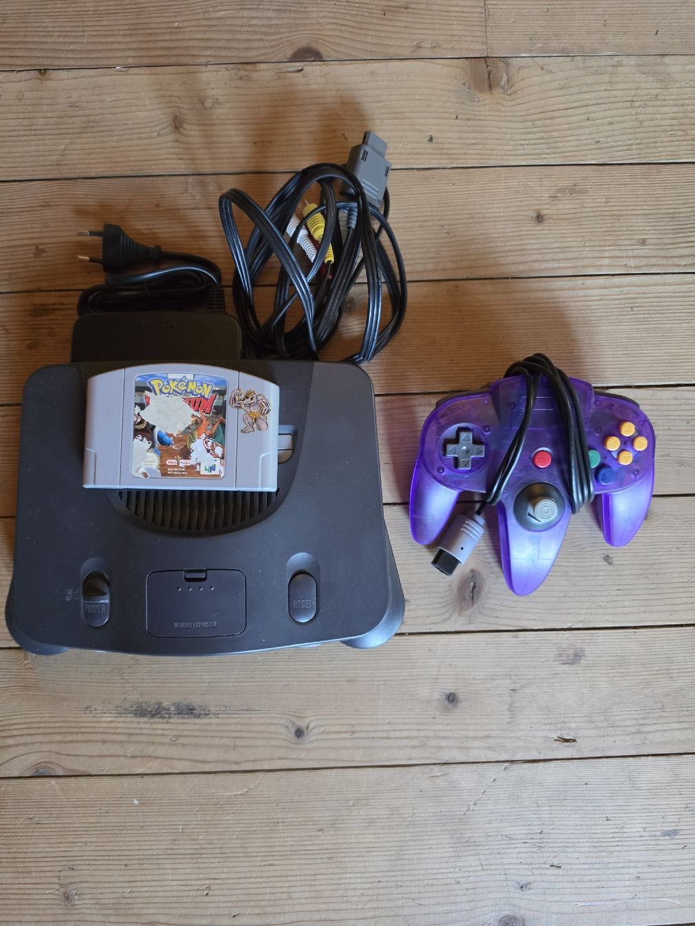 Nintendo Console: Nintendo 64 Konsole + Pokémon Stadium N64 – Usato da Tafers venduto da whereyogamesat 1