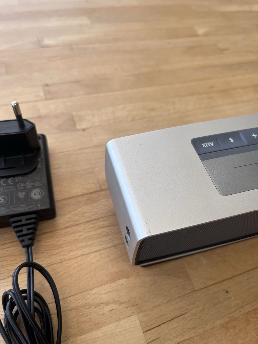 Bose Lautsprecher: Bose Lautsprecher mit Ladestation – Gebraucht aus Adlikon von Tonda01 4