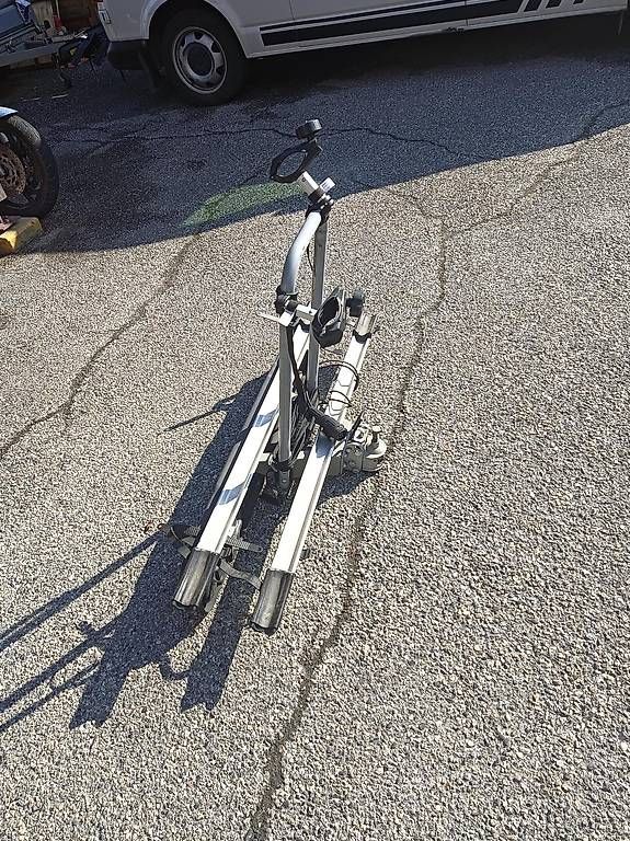 Ganci per rimorchio: Porte vélos 150.- – Usato da Aproz (Nendaz) venduto da Rifkii 1