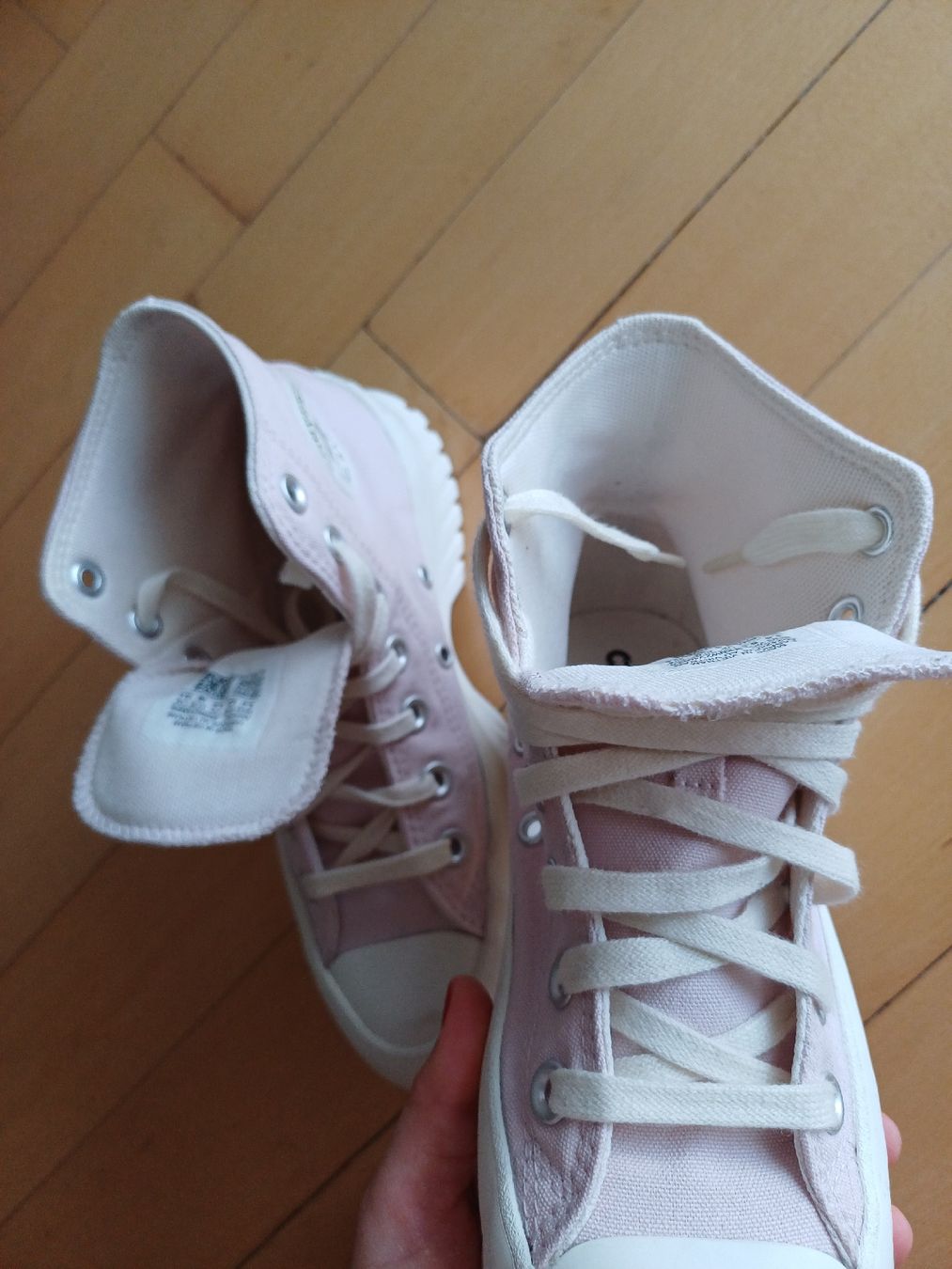 Converse Chaussures femmes: Converse pink Schuhe Gr.36 – D'occasion à Zürich par iri_55v6 5
