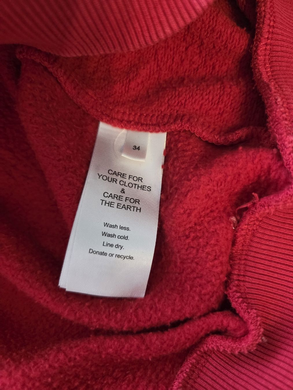 Pulls & Sweat-shirts: Kapuzenpullover LeGer rot - Gr  34 – D'occasion à Dagmersellen par buc_786y 4