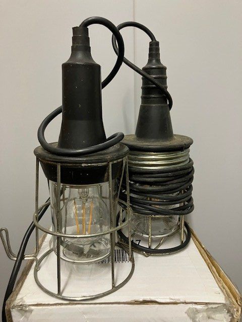 Lampen: Arbeitslampen Bau Keller etc. – Gebraucht aus Lufingen von Montreux