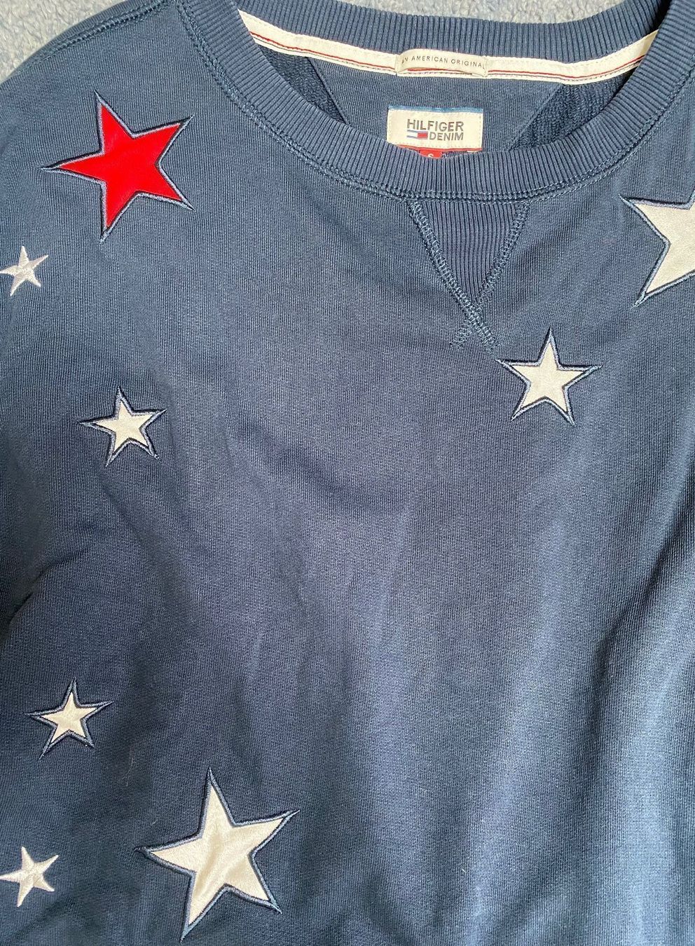 Tommy Hilfiger Pullover & Sweatshirts: Pullover blau – Gebraucht aus Möhlin von eny_lsk7 2