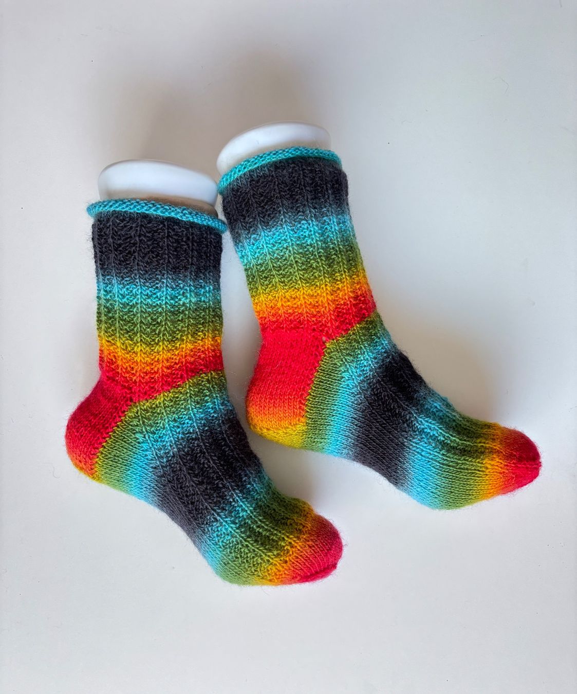 Socken: Weiche handgestrickte Socken, Grösse 38-39 – Neu und originalverpackt aus Fislisbach von handglismet