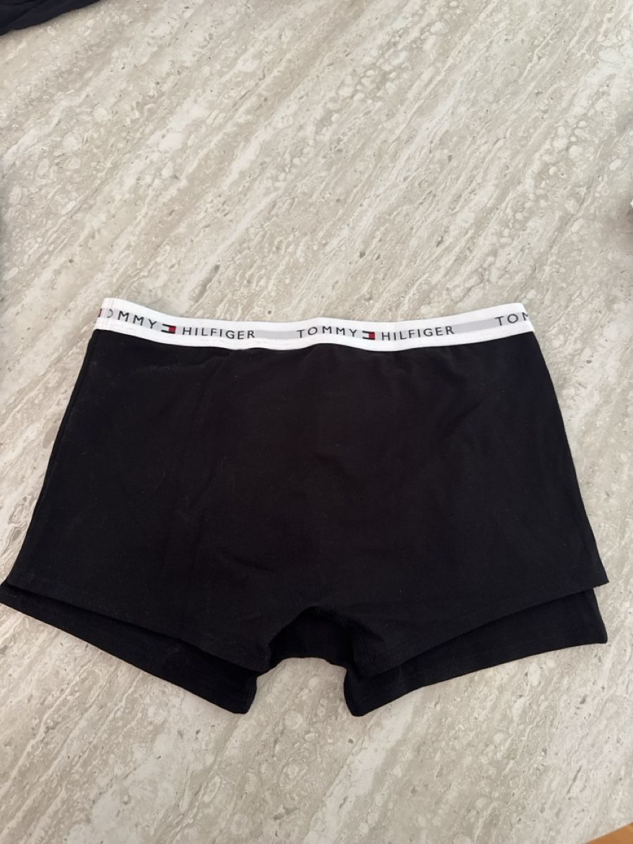 Unterwäsche: Tommy Hilfiger Boxershprts Junge – Neu (gemäss Beschreibung) aus Kreuzlingen von eli_qm8d 2