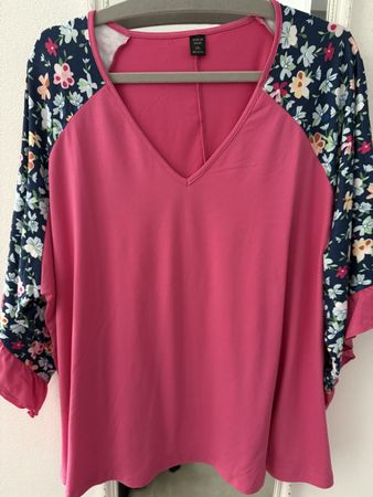 Shirt Grösse 2XL   7/8Arm    Brustumfang ca. 138cm