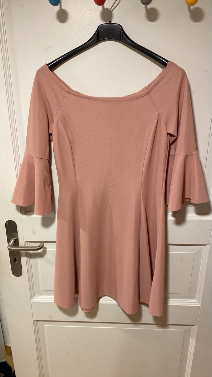Stradivarius Vestiti: Elegantes Rosé Kleid Grösse S – Usato da Zürich venduto da niki456