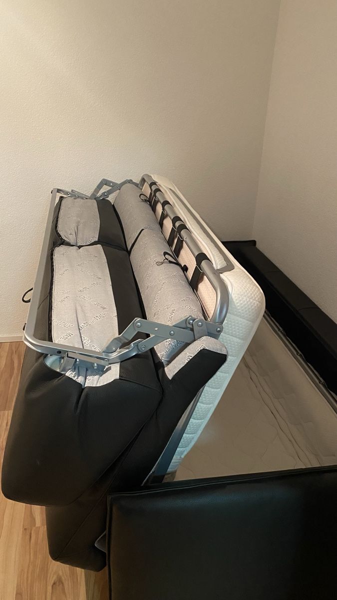 Letti: Leder Bettsofa  – Usato da Dulliken venduto da hdka 2