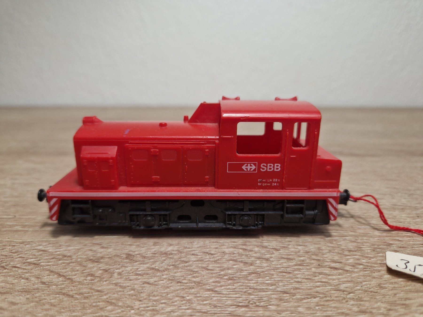 Lima Modellini di ferrovie: Lima Diesellok SBB H0 – Usato da St-Aubin-Sauges venduto da Lo_Go 1
