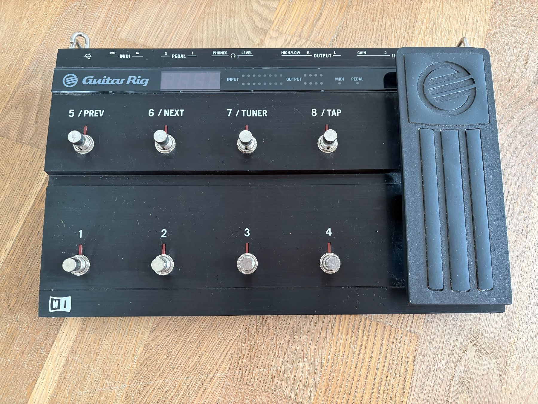 Native Instruments Musikinstrumente: Native Instruments Guitar Rig Kontrol 3 – Gebraucht aus Zürich von freiand 1
