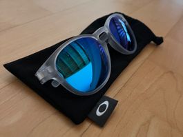Oakley Sonnenbrille mit Prizm Gläser