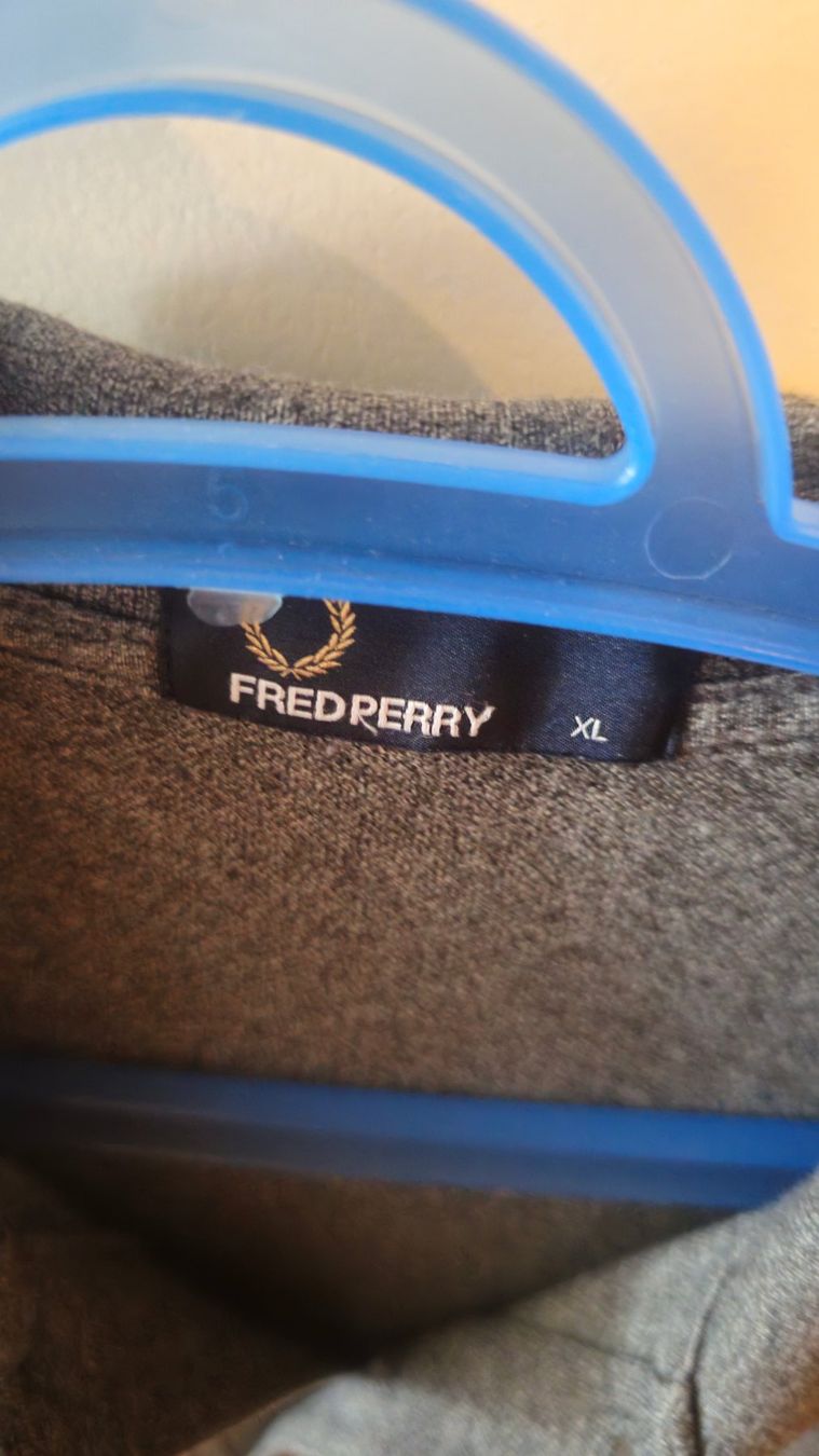 Fred Perry Magliette Polo: Polo fred perry gris taille xl – Usato da Bernex venduto da Syssi57 1