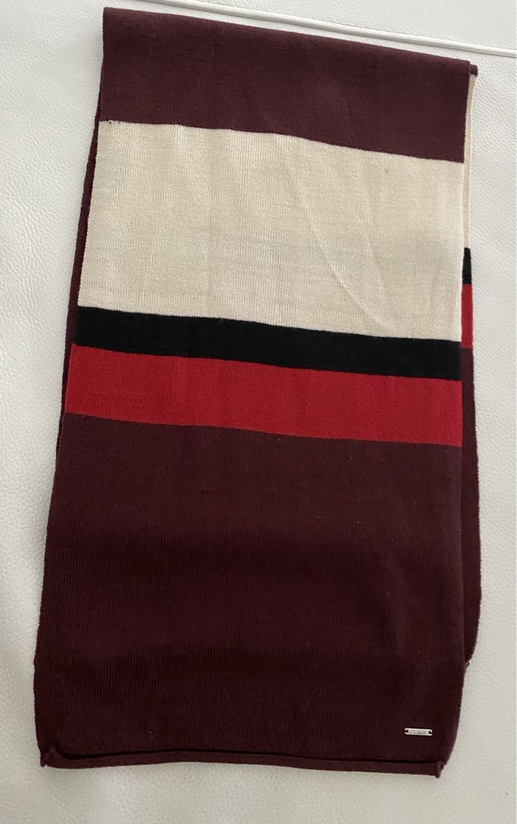 Foulards, Tücher & Schals: Taifun Schal 🌸 – Gebraucht aus Opfikon von Luis144 2