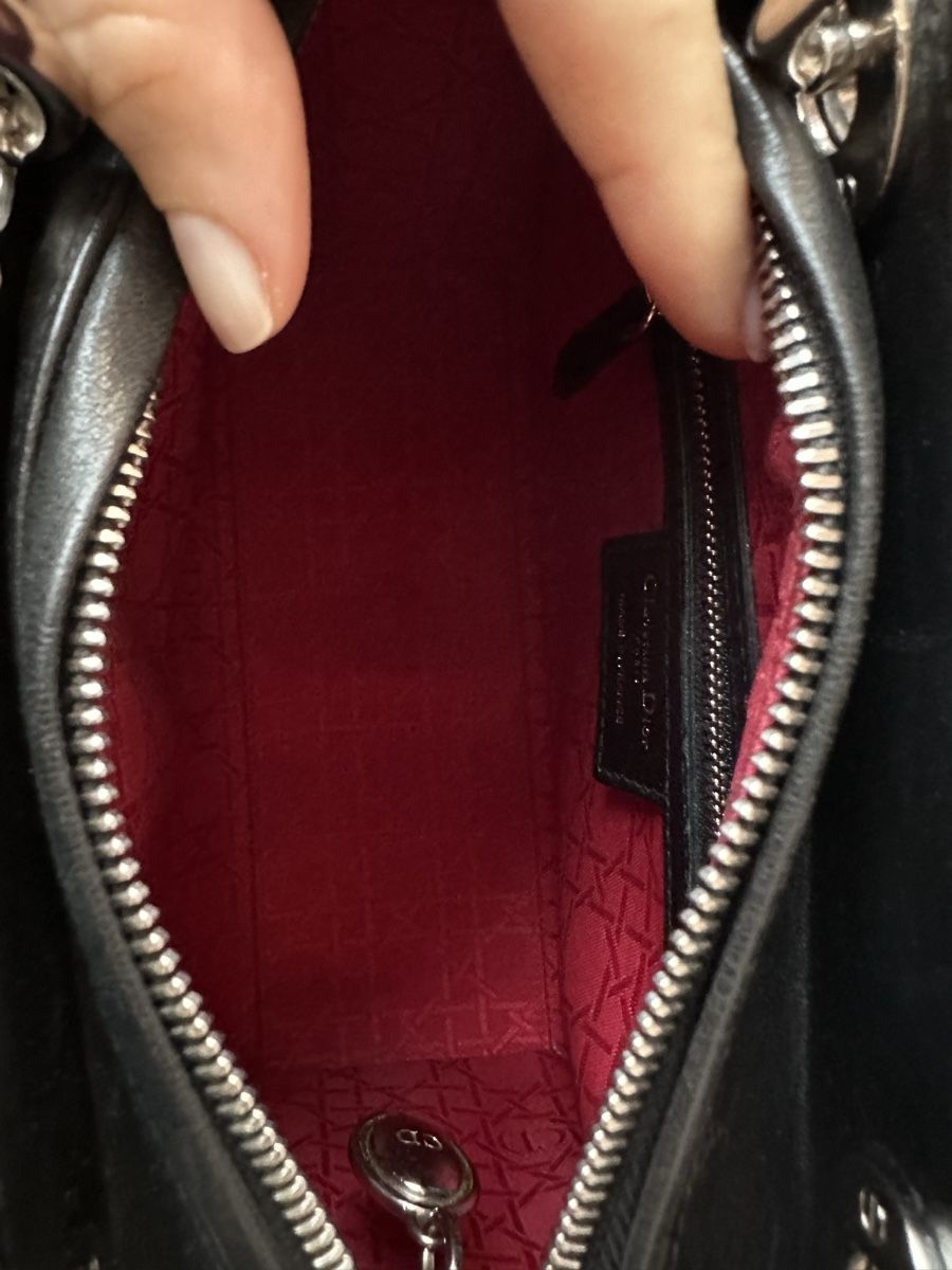 Dior Sacs femmes: MEDIUM LADY DIOR BAG – D'occasion à Wädenswil par pecso 6