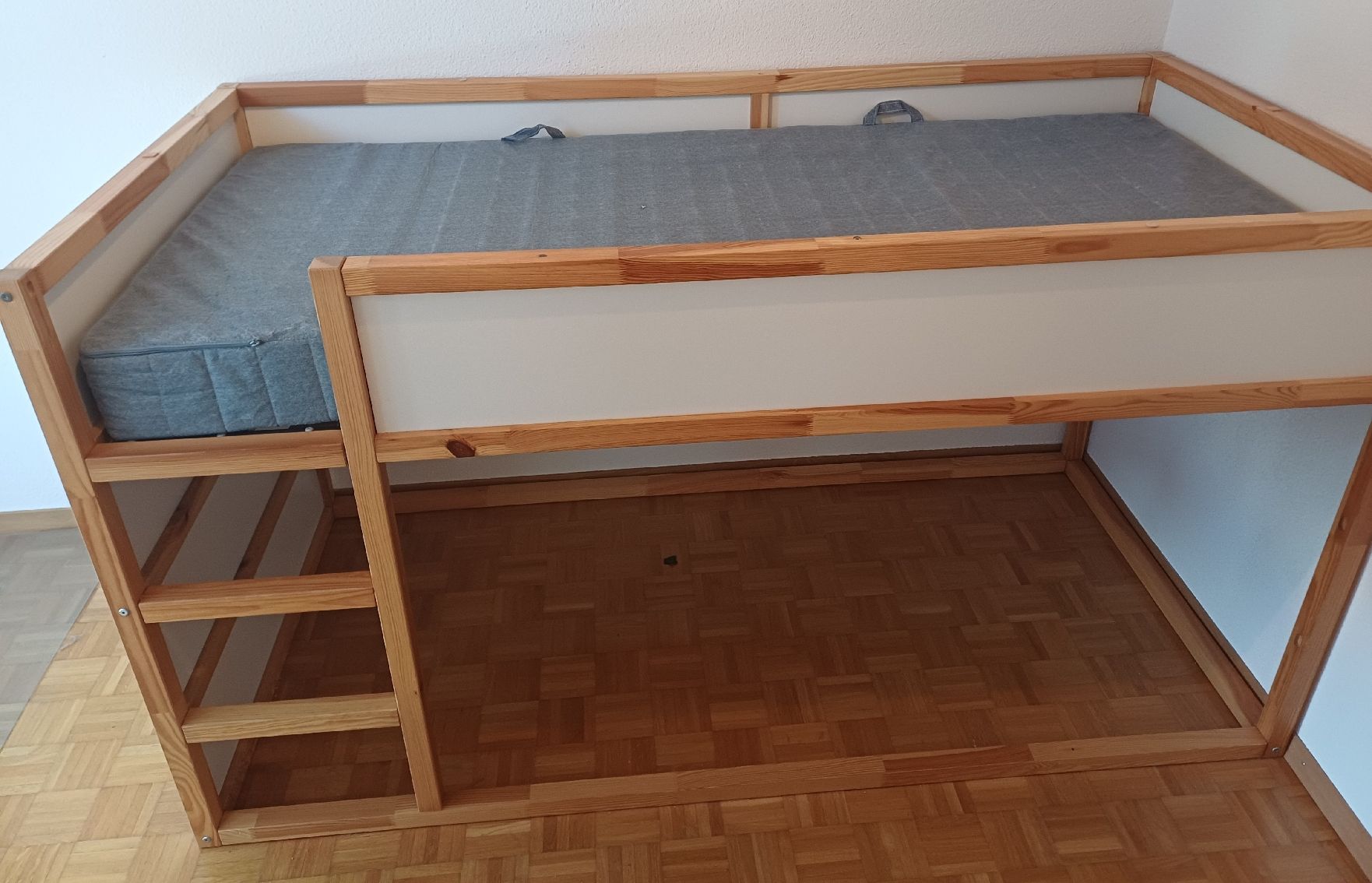 Ikea Betten: IKEA KURA BETT – Neu (gemäss Beschreibung) aus Bülach von pap_cc7p 1