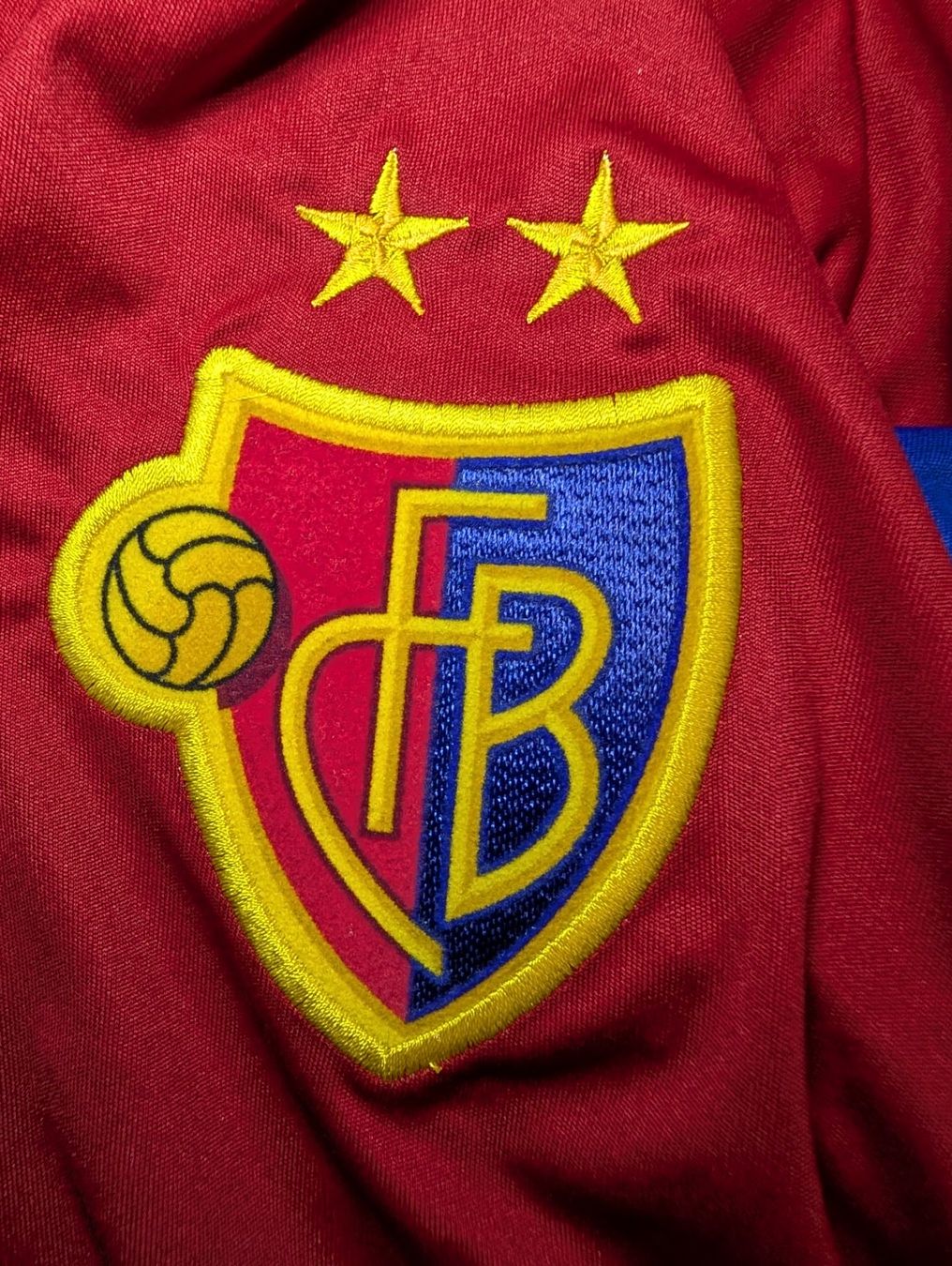 FC Basel Canottiere & Pantaloni: FC Basel Jersey Adidas Saison 19/20 – Usato da Basel venduto da rubah 2