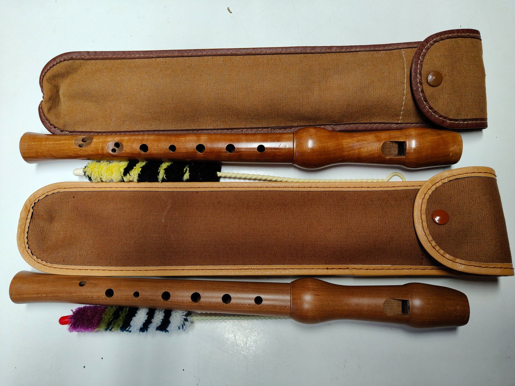 Instruments de musique: 2 Sopran C - Blockflöten – D'occasion à Oberhelfenschwil par rsm_j976