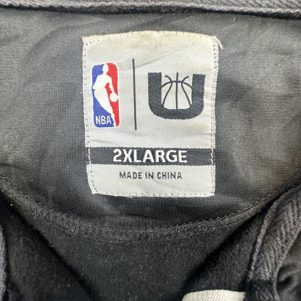 Giacche: NBA black jacket – Usato da Erlinsbach SO venduto da TogaResell 3