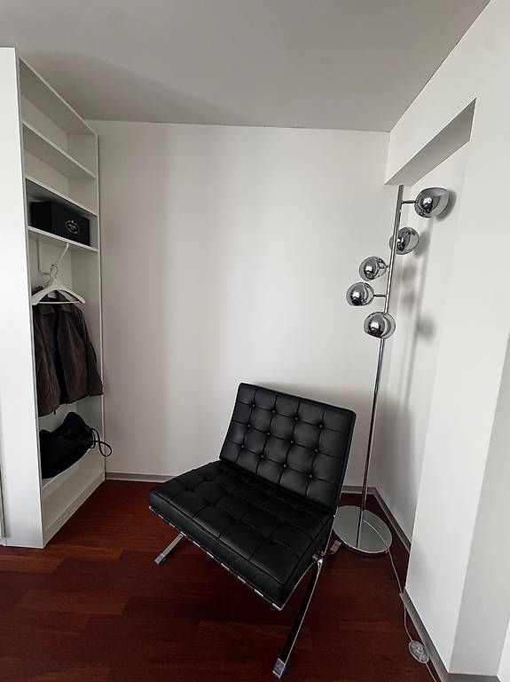 Knoll Poltrone: Barcelona Chair Replica schwarz – Nuovo (secondo la descrizione) da Zürich venduto da Laila_anni 1