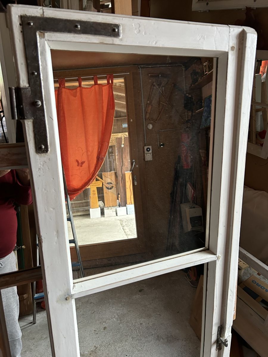 Fenster: Ein wunderschönes Spiel-Fenster.  – Gebraucht aus Gwatt (Thun) von ate_6ng8 2