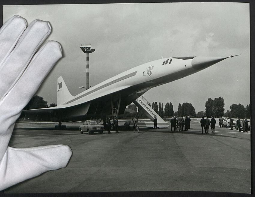 Fotografie & Manifesti: Fotografie erstes Überschallflugzeug de – Usato da Berlin venduto da bartko-reher
