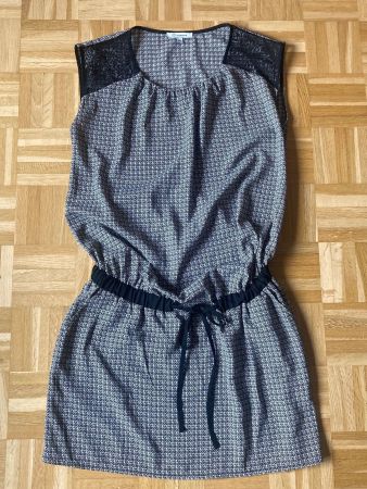 Kleid