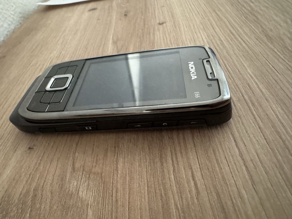 Nokia Handys / Smartphones: Nokia E66 – Gebraucht aus Untervaz von untererw 7