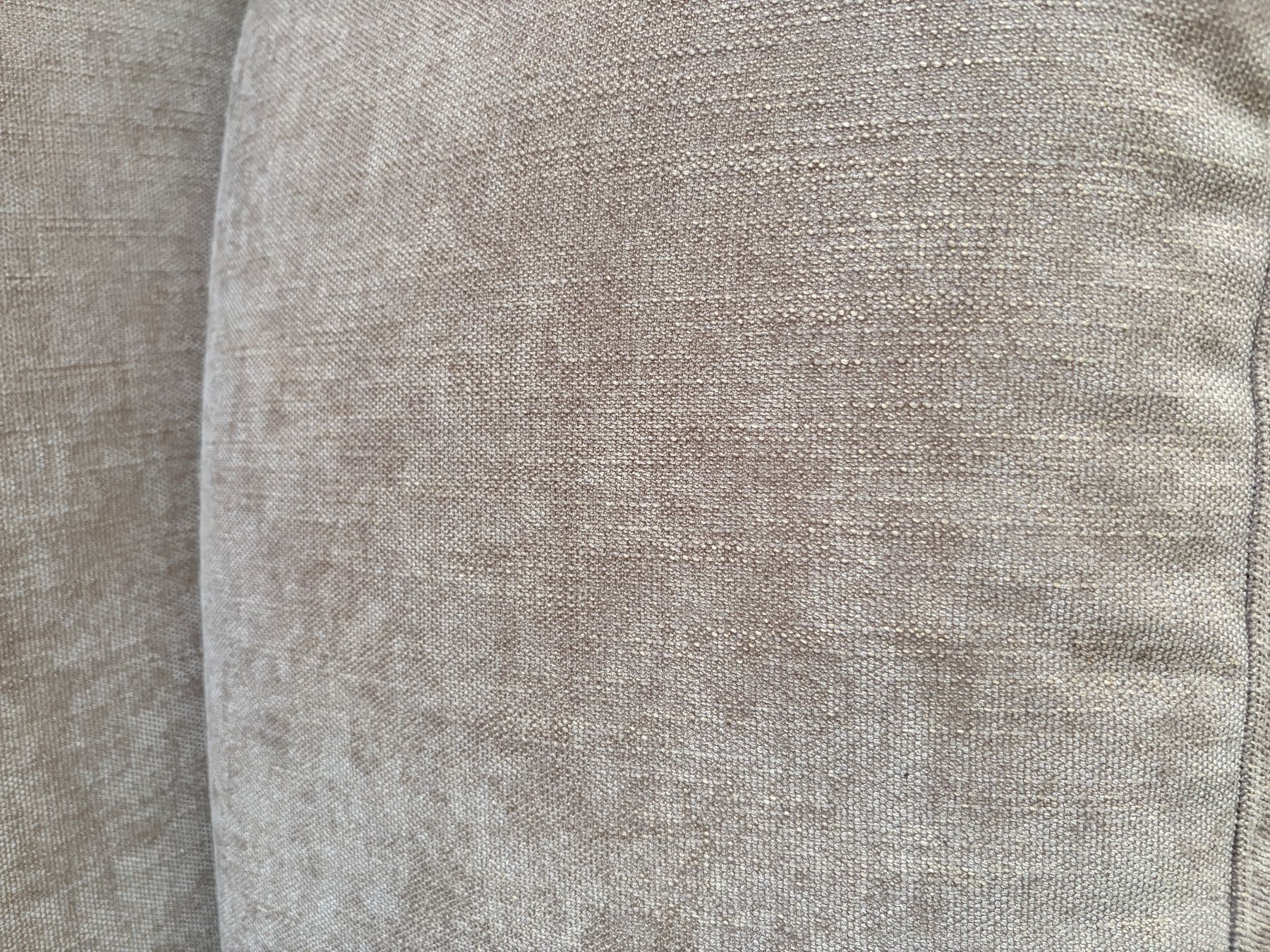 Divani: Sofa beige mit Couchtisch – Usato da Rheinfelden venduto da Cchregi 3
