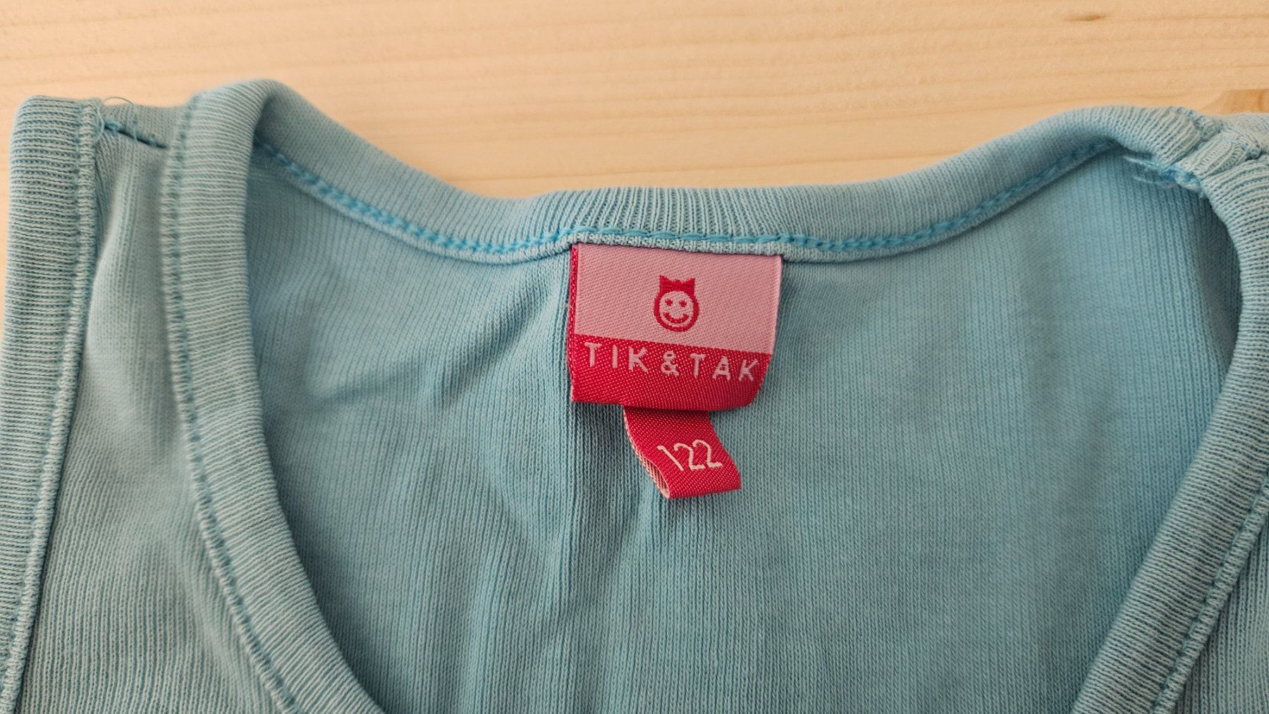 Camicette, T-shirt & Top: Träger Shirt Tik&Tak Gr. 122, hellblau – Usato da Escholzmatt venduto da _die_Kaempferin 1