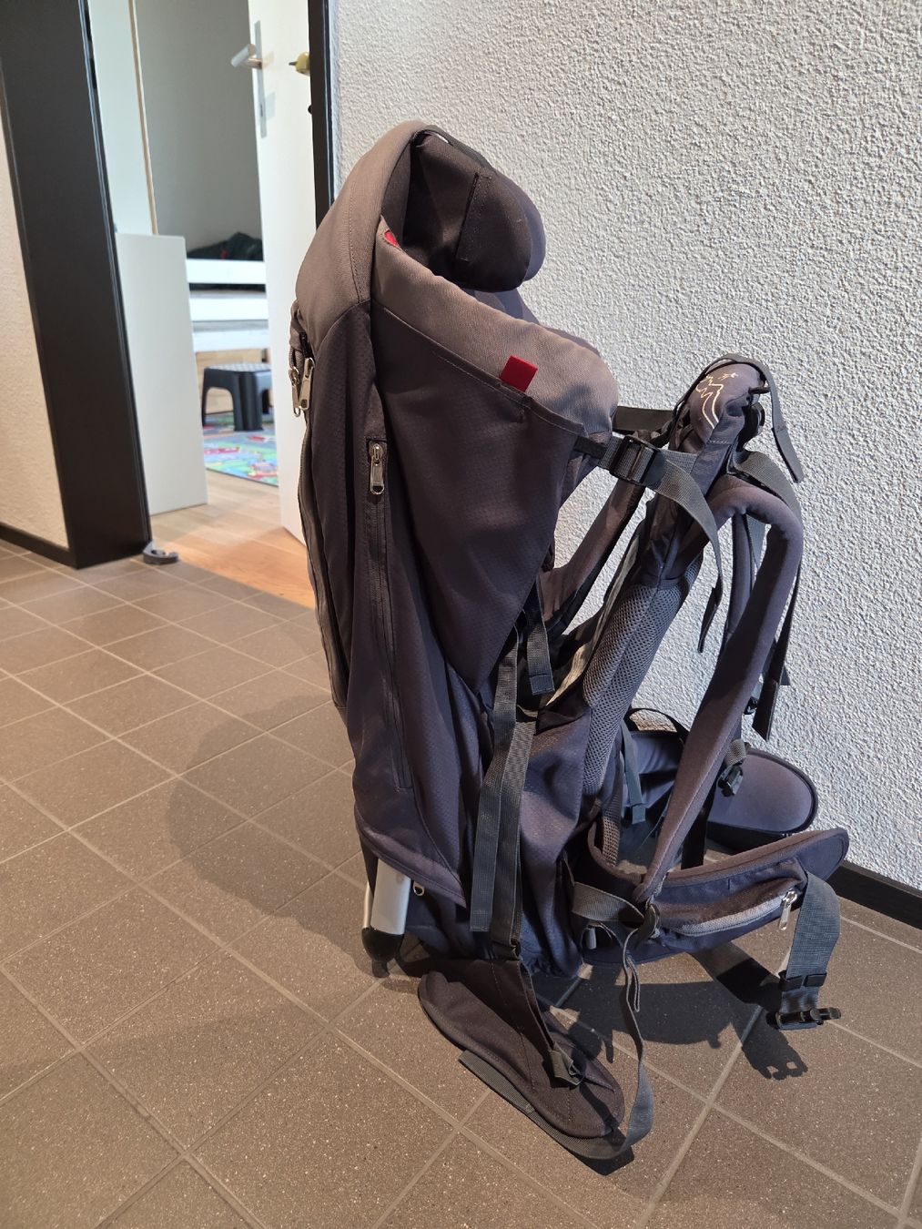 Phil & Teds Marsupi portabebè: Kinderkraxe/Kindertrage von phil&teds  – Usato da Pfäffikon ZH venduto da salix92 1
