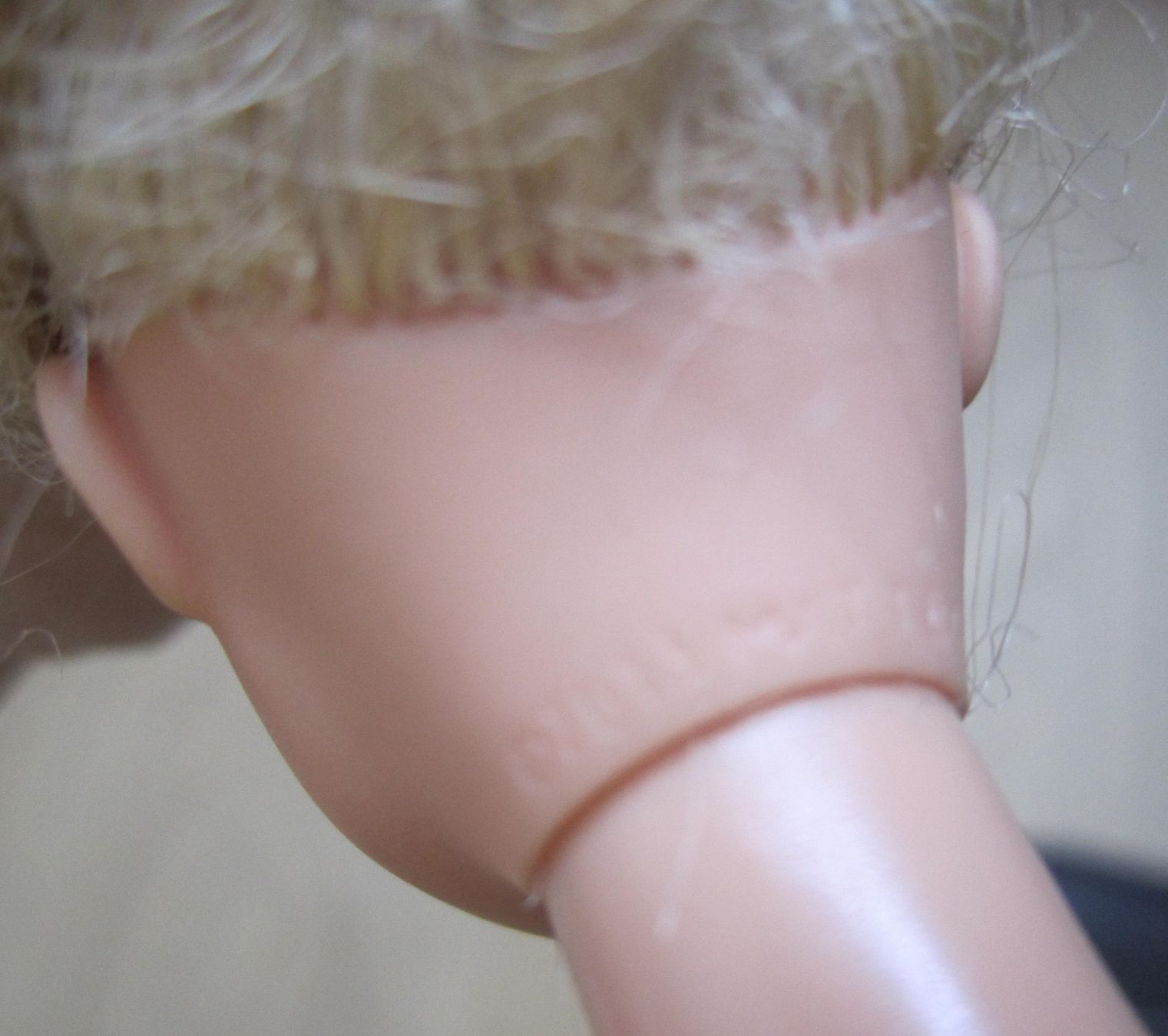 Bambole: Mattel Barbie Puppe 2013 – Usato da Wohlen AG venduto da salamanderspielwaren 2