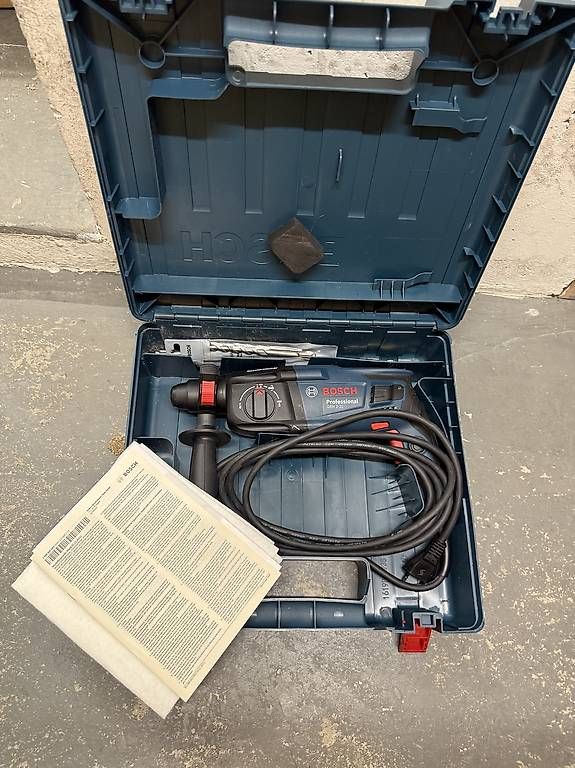 Perceuses: Bosch Bohrhammer / Bohrmaschine – D'occasion à Basel par Mawski