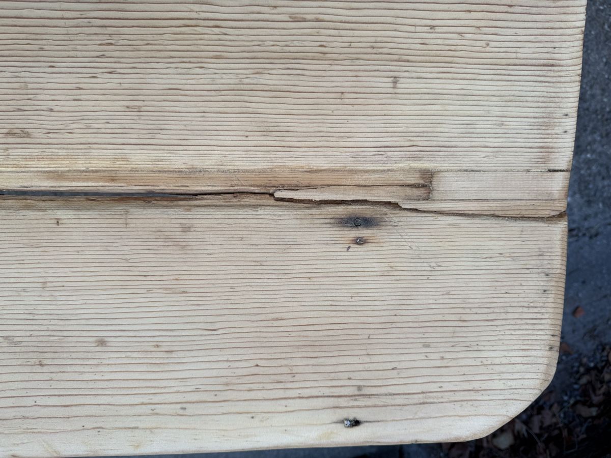 Tavoli: antiker kleiner Holztisch/ Couchtisch/Beistelltisch – Usato da Mastrils venduto da cla_nsg9 4