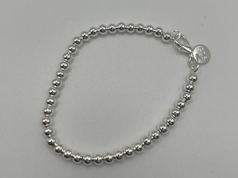 Armbänder & -reifen: Bracelet billes en Argent 925 – Gebraucht aus Praz (Vully) von VVSWISS
