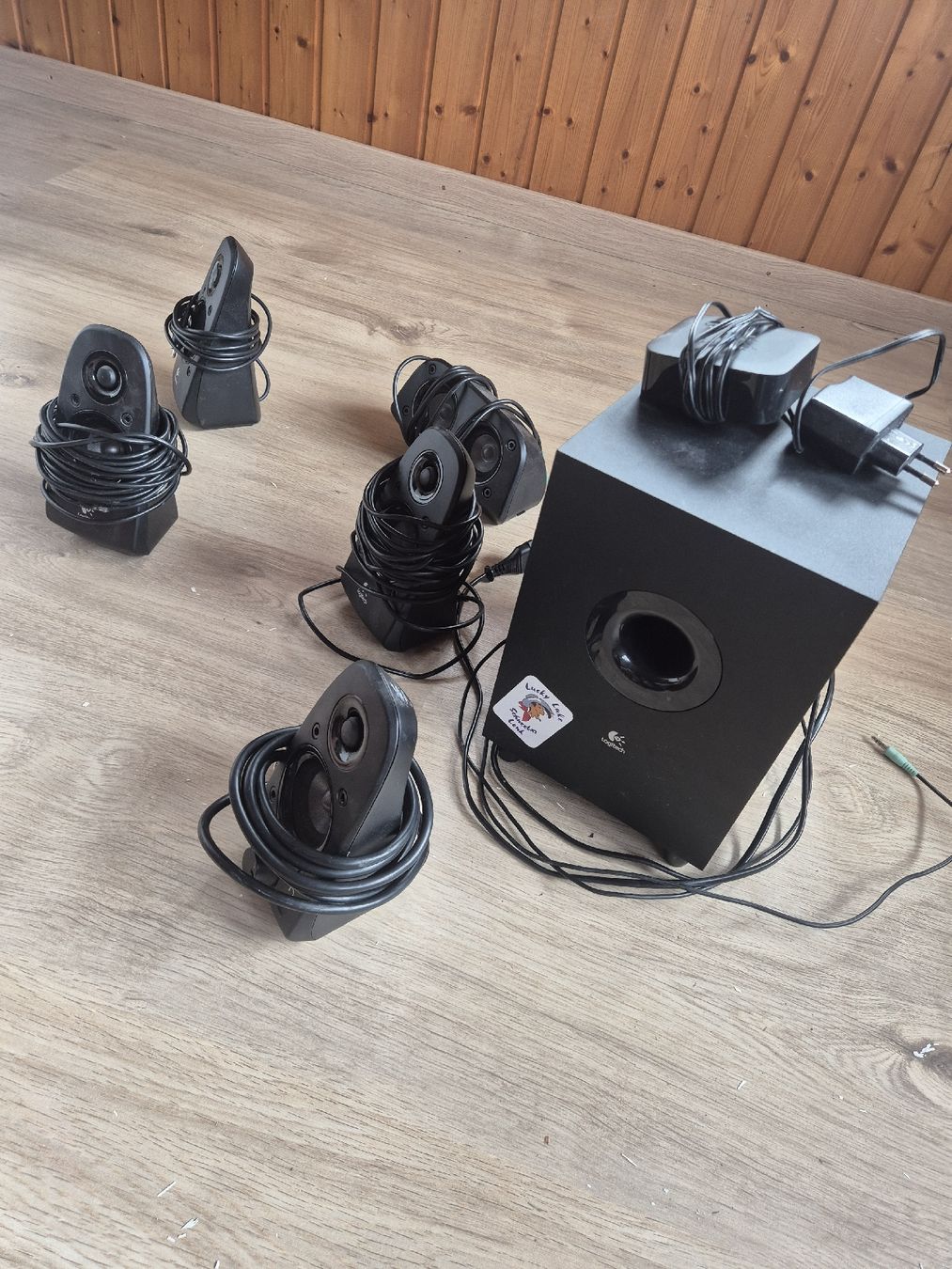 Logitech Casse acustiche: Logitech Lautsprecher System 5.1 schwarz gebraucht – Usato da Lenk im Simmental venduto da nic_qys7 3