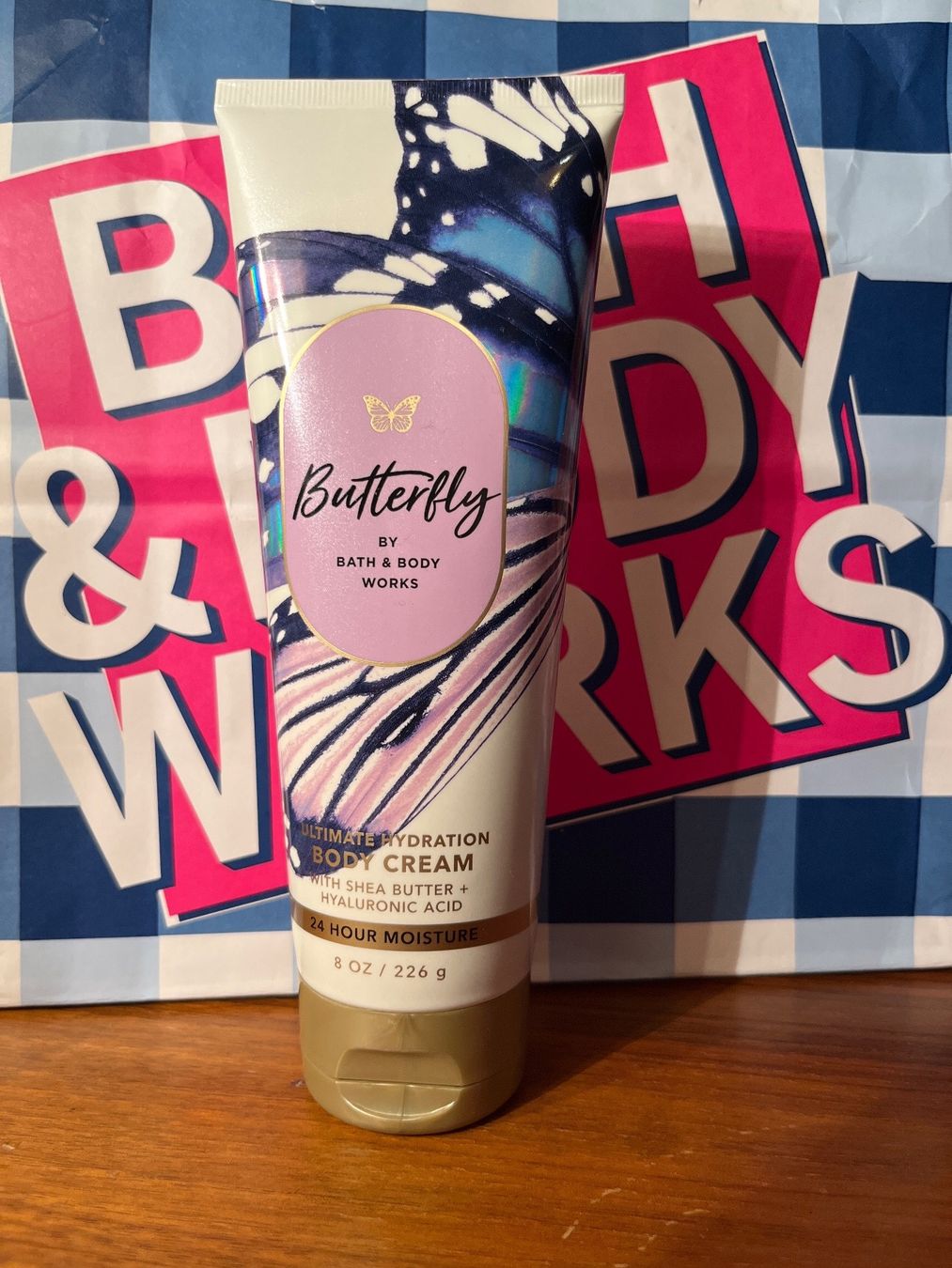 Idratazione: Bath & Body Works - Body Cream, Butterfly – Nuovo (secondo la descrizione) da Luzern venduto da Jiggy_8898