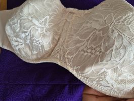 TRIUMPH BH OHNE TRÄGER 80 C 80C M BEIGE NUDE , TOP BUSTIER