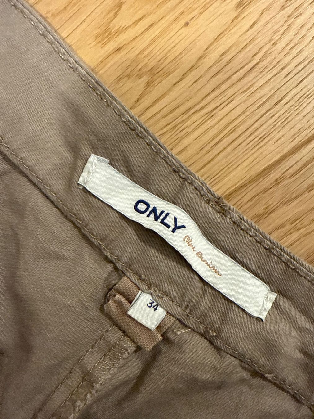 Only Pantalons: Shorts von Only Gr.34 – D'occasion à Schönenwerd par d.chiara 3