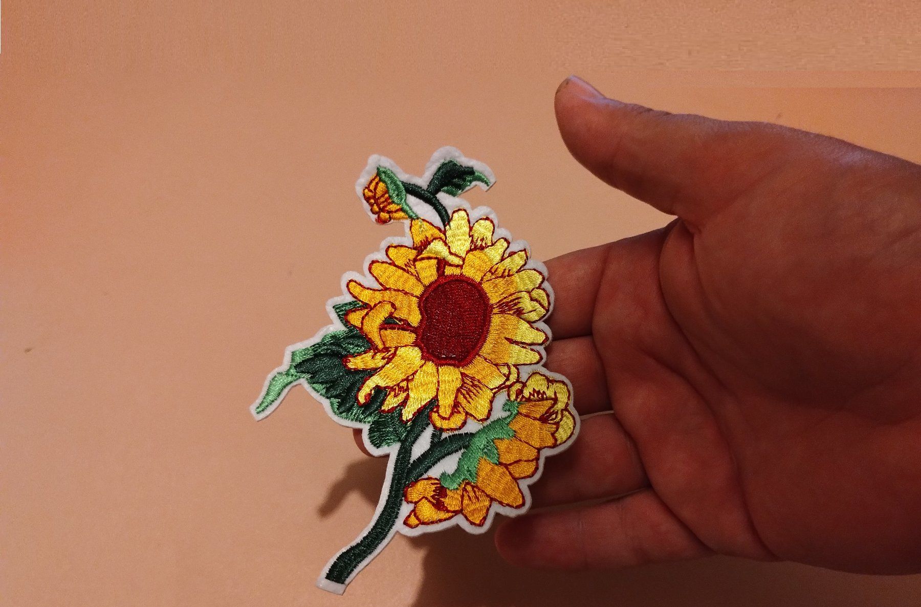 Stoffe: 15x Broderie fleur de tournesol pour vêtement – Neu (gemäss Beschreibung) aus Bussigny von NATURALO 2
