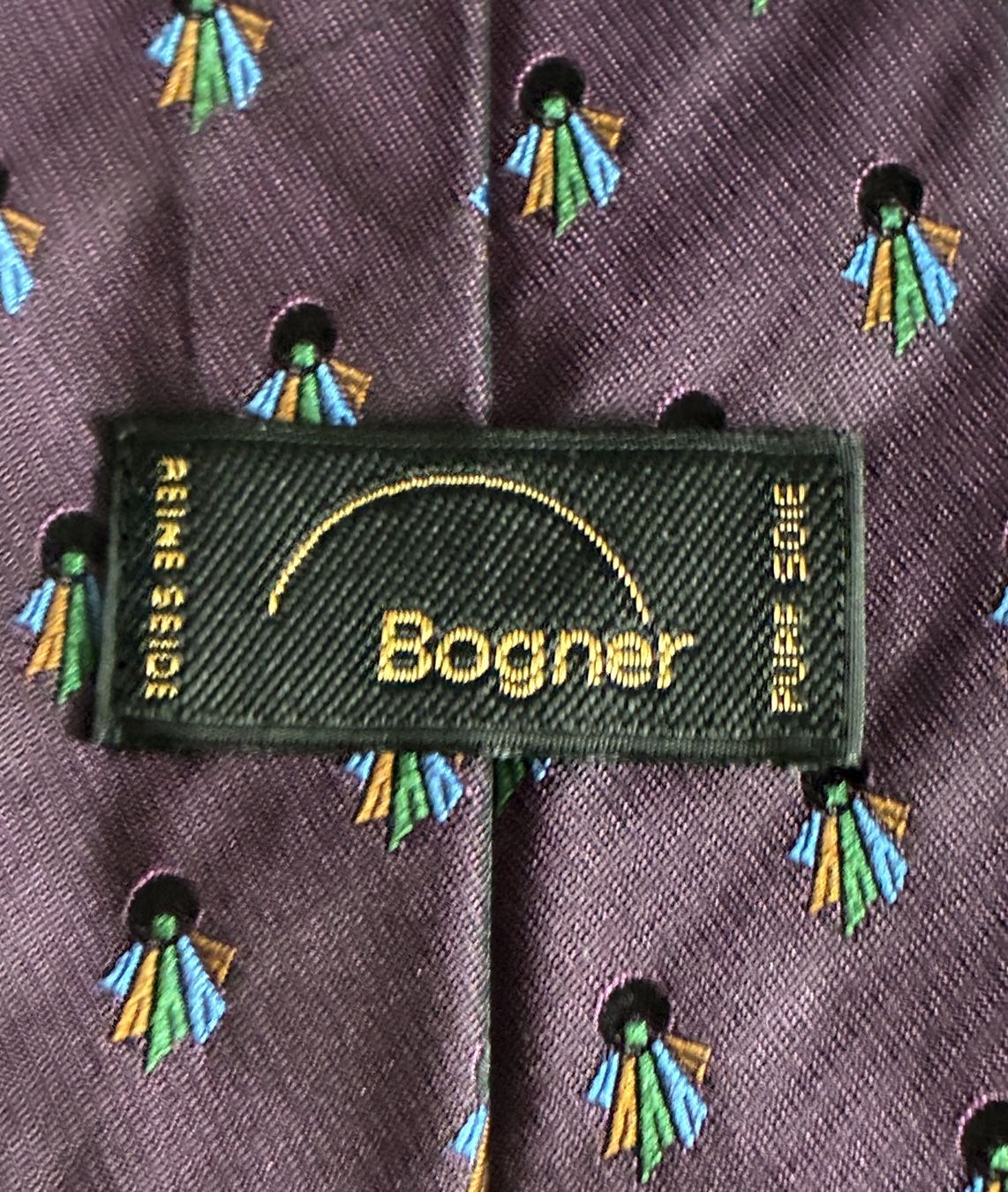 Cravates: BOGNER Seidenkrawatte in Lila, gemustert – D'occasion à Kloten par Nephty 1