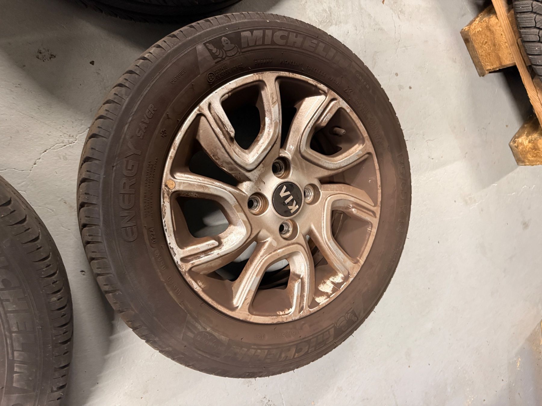 Kia Pneus & Kompletträder: Sommer Kompletträder Kia Picanto – Gebraucht aus Nürensdorf von Jetti50 3