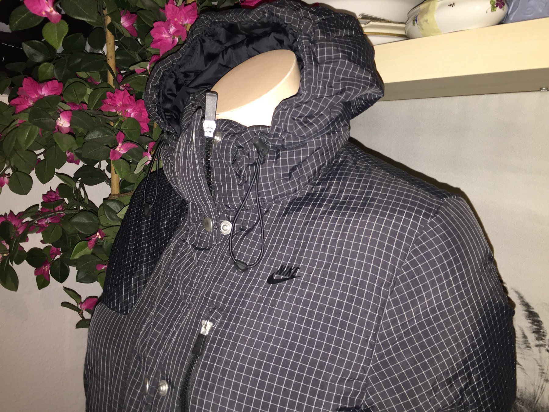 Nike Giacche: NIKE Veste / Jacke taille / Grosse M – Usato da Cossonay-ville venduto da Super-Price-Quality 4