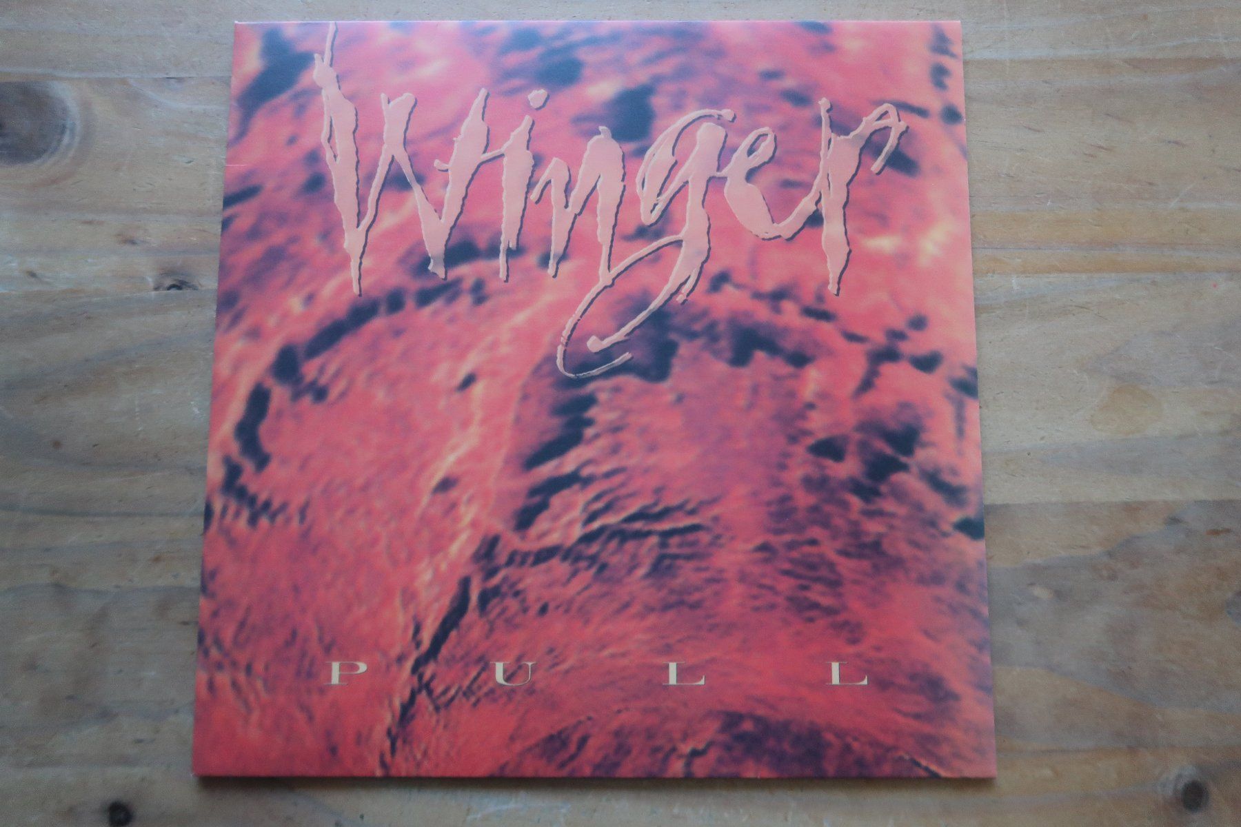 Vinyles: WINGER - PULL - VINYL LP – D'occasion à Basel par Patiscat