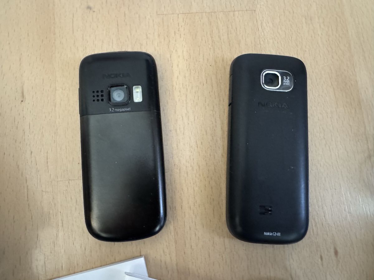 Nokia Telefoni cellulari / Smartphones: Set 2x Nokia Smartphone – Usato da Uznach venduto da enrico06 3