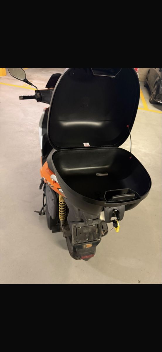 Kymco Strada: KYMCO Super8 125 – Usato da Zürich venduto da Dar_bgc8 1